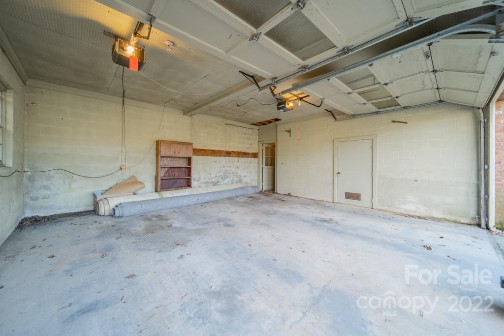 7318 Valleybrook Road Charlotte, NC 28270 - Photo 40 of 47 Gallery Image 40