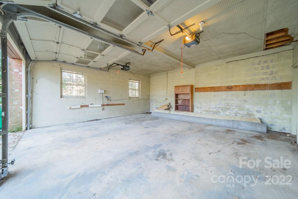 7318 Valleybrook Road Charlotte, NC 28270 - Photo 42 of 47 Gallery Image 42