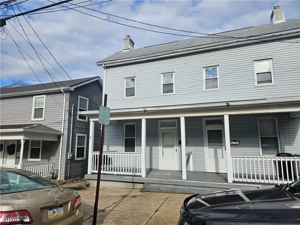 $1,200 | 311 3rd Street, Irwin, PA 15642