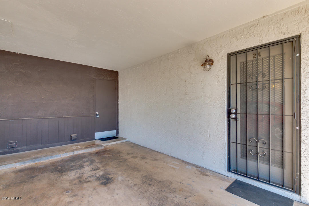 1250 East Bethany Home Road, Unit 24 Phoenix, AZ 85014 - Photo 17 of 19 a view of an empty room
