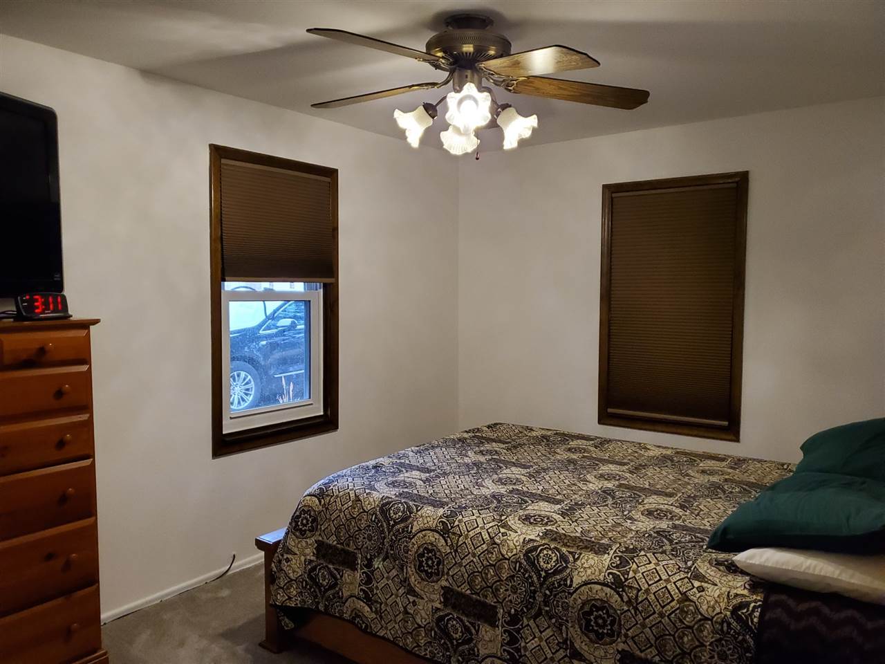 1152 Alton Road Flint, MI 48507 - Photo 23 of 52 50002558-22.JPG