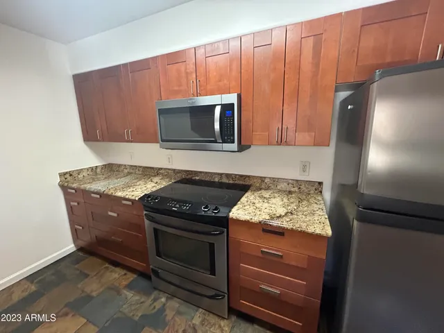 $1,300 | 1287 North Alma School Road, Unit 165, Chandler, AZ 85224