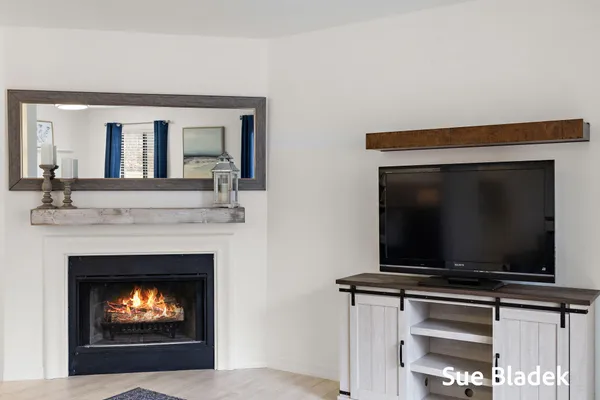 $230,000 | 1114 Ambertrace Lane, Unit 2, Holland, MI 49424