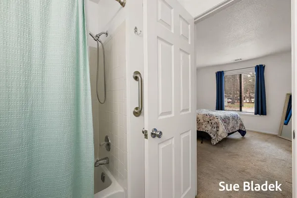 $230,000 | 1114 Ambertrace Lane, Unit 2, Holland, MI 49424