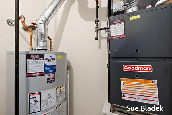 $230,000 | 1114 Ambertrace Lane, Unit 2, Holland, MI 49424