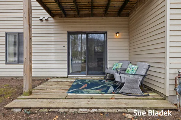 $230,000 | 1114 Ambertrace Lane, Unit 2, Holland, MI 49424