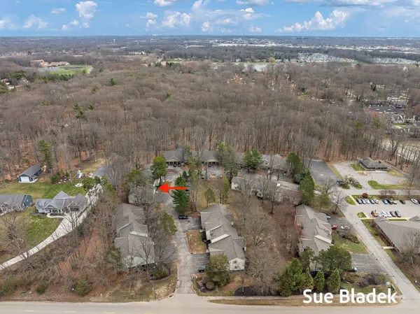 $230,000 | 1114 Ambertrace Lane, Unit 2, Holland, MI 49424