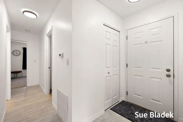 $230,000 | 1114 Ambertrace Lane, Unit 2, Holland, MI 49424