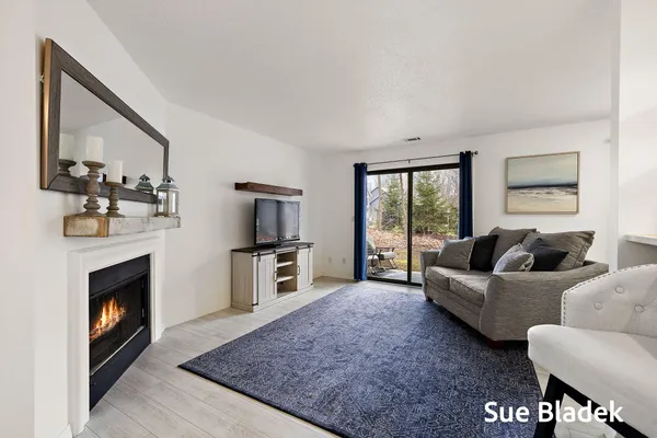 $230,000 | 1114 Ambertrace Lane, Unit 2, Holland, MI 49424