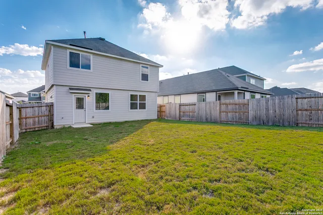 $1,995 | 15035 Homing, San Antonio, TX 78253