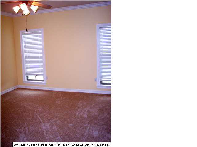 10203 Springpark Avenue Baton Rouge, LA 70810 - Photo 5 of 6