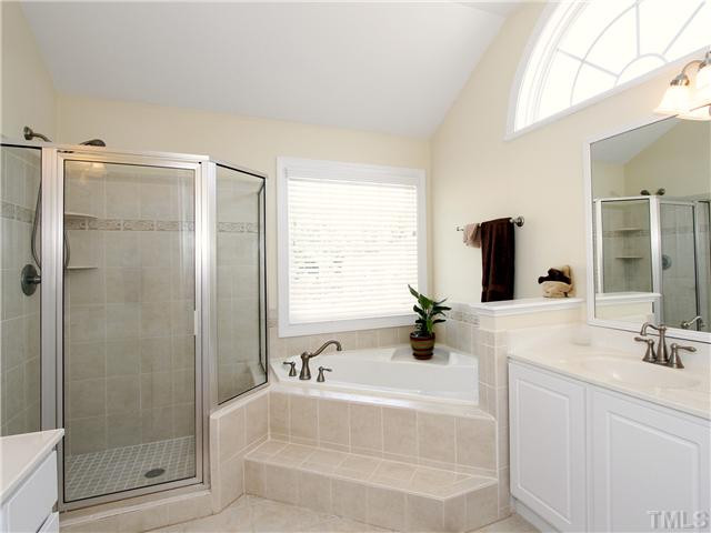 10015 Wynalda Way Raleigh, NC 27613 - Photo 19 of 25 Photo 19