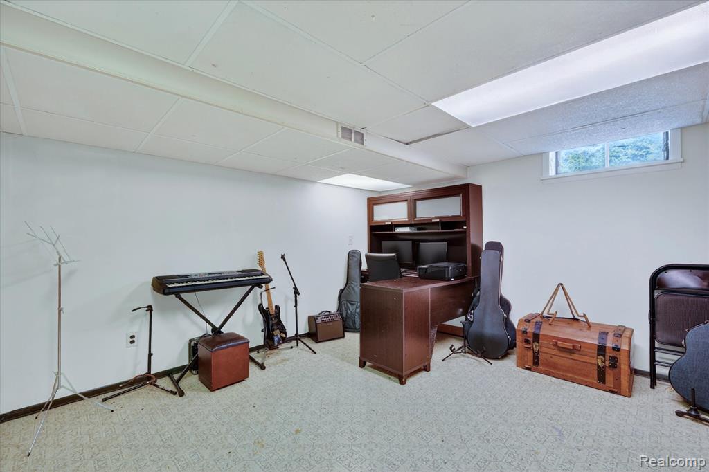 18178 22 Mile Road Macomb, MI 48044 - Photo 35 of 43