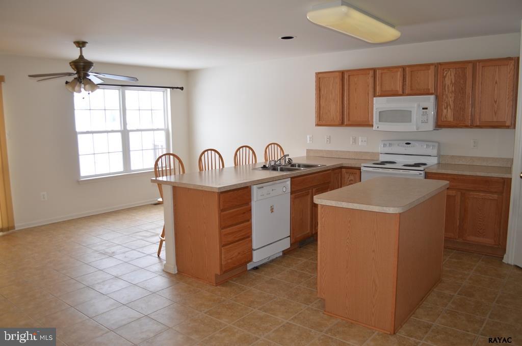 255 Country Ridge Drive Red Lion, PA 17356 - Photo 6 of 21 Gallery Image 6