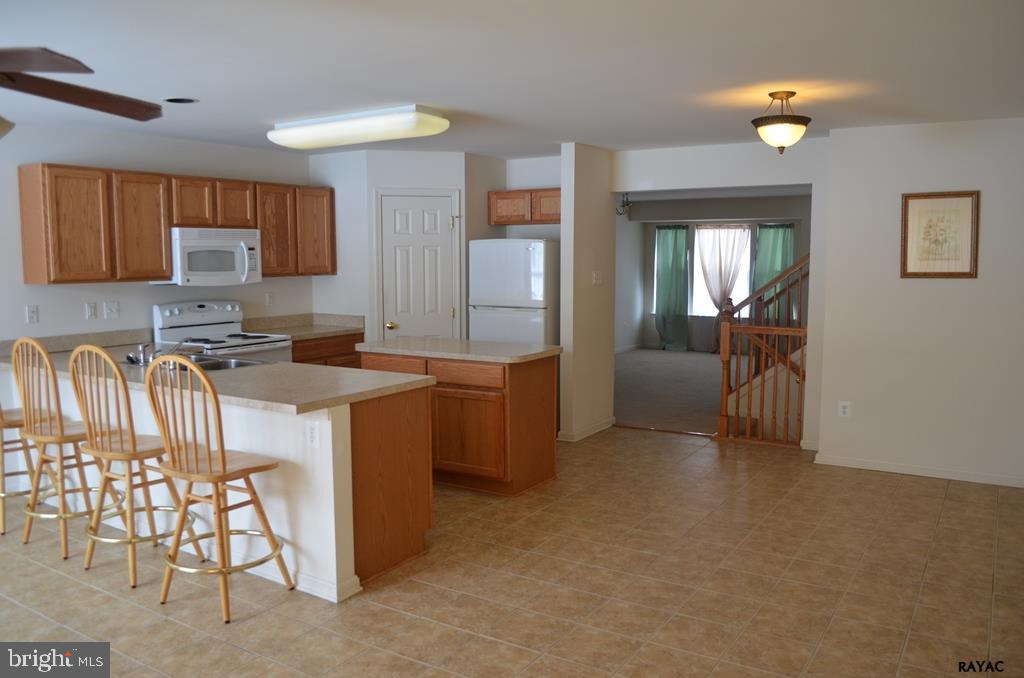 255 Country Ridge Drive Red Lion, PA 17356 - Photo 8 of 21 Gallery Image 8