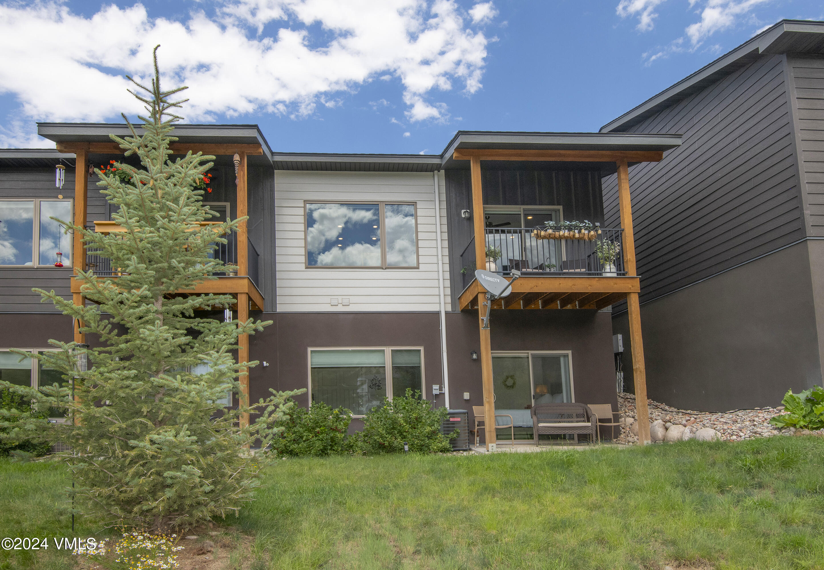 36 Eagle Landing Way Eagle, CO 81631 - Photo 33 of 36 a front view of a house with a yard