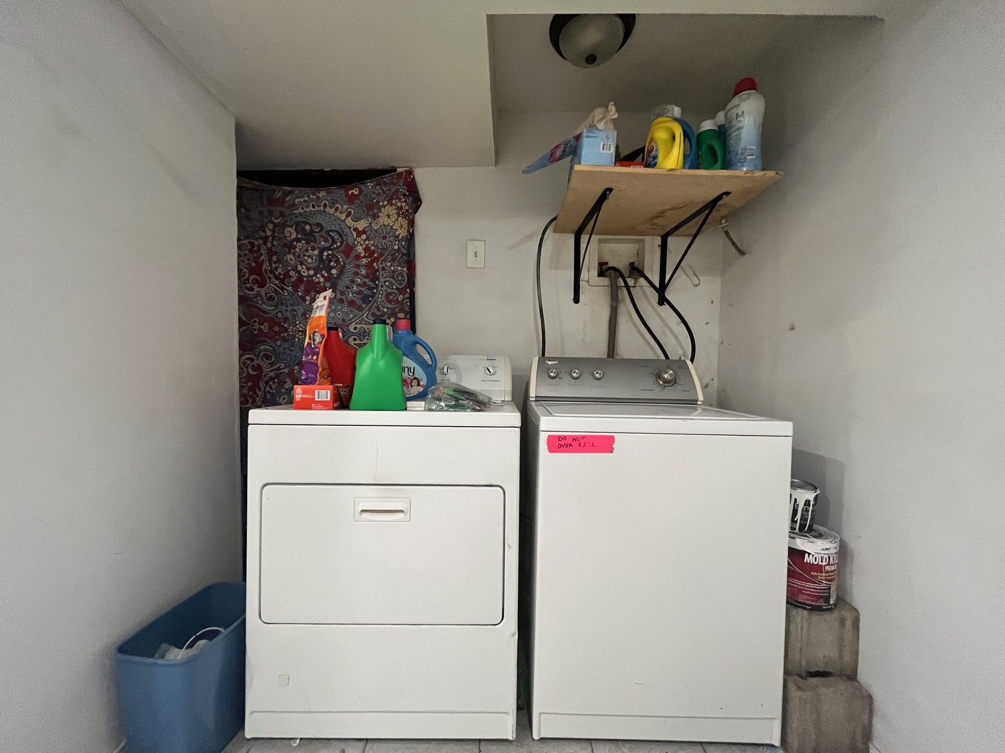 706 West High Street Urbana, IL 61801 - Photo 19 of 21 a utility room with dryer and washer