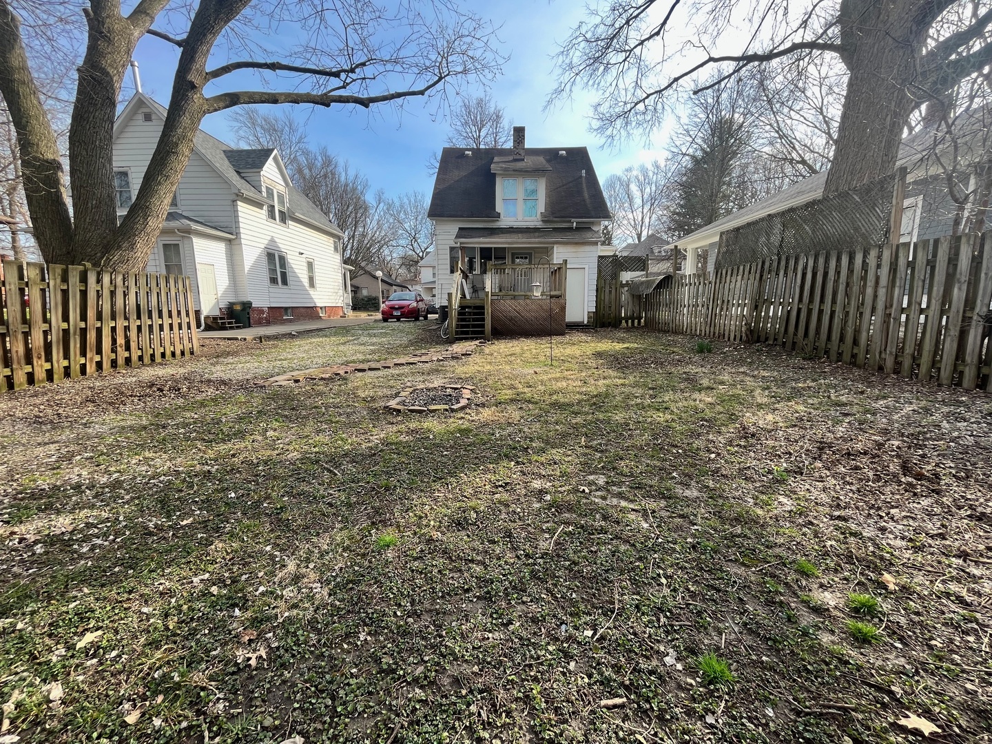 706 West High Street Urbana, IL 61801 - Photo 21 of 21 a front view of a house with a yard