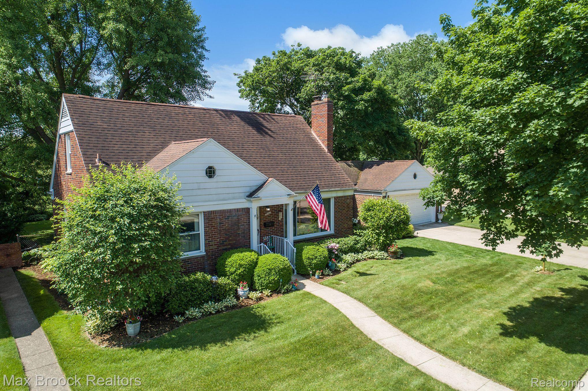 4229 Buckingham Road Royal Oak, MI 48073 - Photo 1 of 36 Welcome Home to 4229 Buckingham