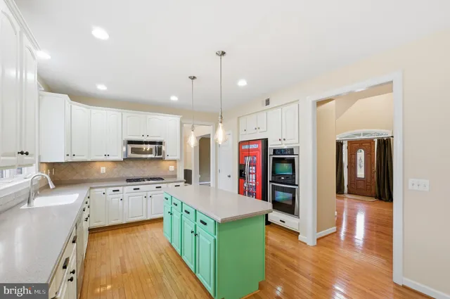 $725,000 | 5504 Young Family Trail East, Adamstown, MD 21710