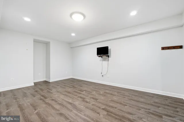 $725,000 | 5504 Young Family Trail East, Adamstown, MD 21710