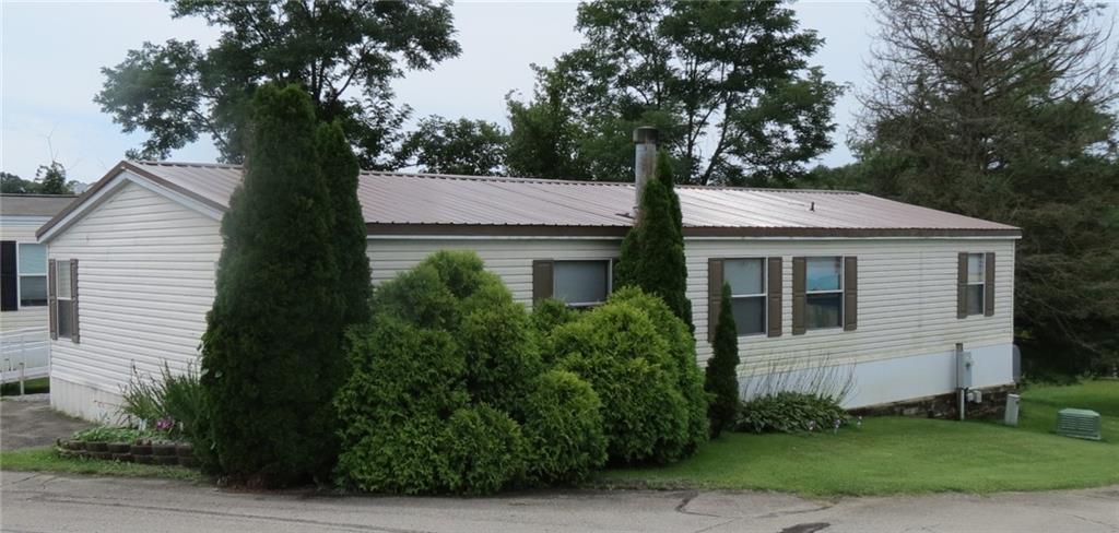 194 Castle Road Washington, PA 15301 - Photo 1 of 25 Gallery Image 1