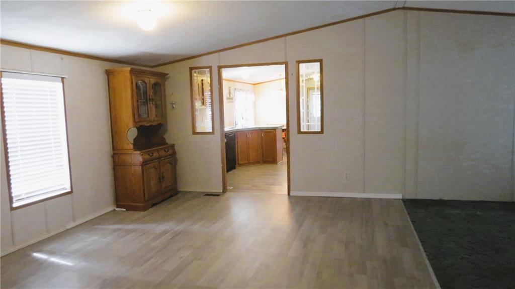 194 Castle Road Washington, PA 15301 - Photo 14 of 25 Gallery Image 14