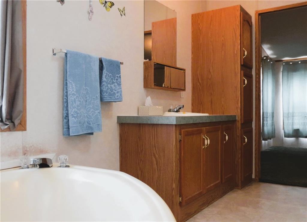 194 Castle Road Washington, PA 15301 - Photo 18 of 25 Gallery Image 18