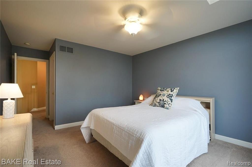48222 Inveraray Road Canton, MI 48188 - Photo 24 of 39