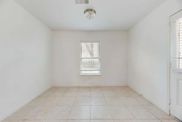 $2,200 | 1904 Fairbanks Drive, Princeton, TX 75407