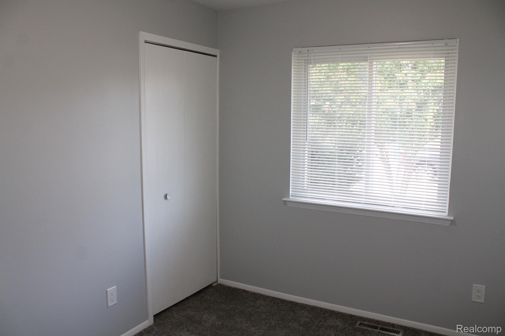 23745 Trail Ridge Drive Romulus, MI 48174 - Photo 16 of 24 Gallery Image 16