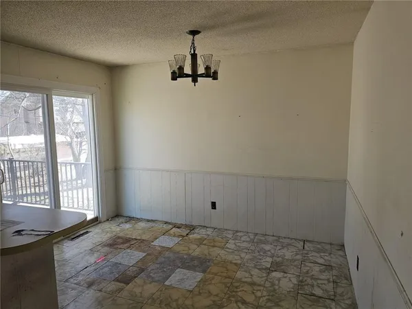 $285,000 | 1632 South Kenwood Street, Olathe, KS 66062