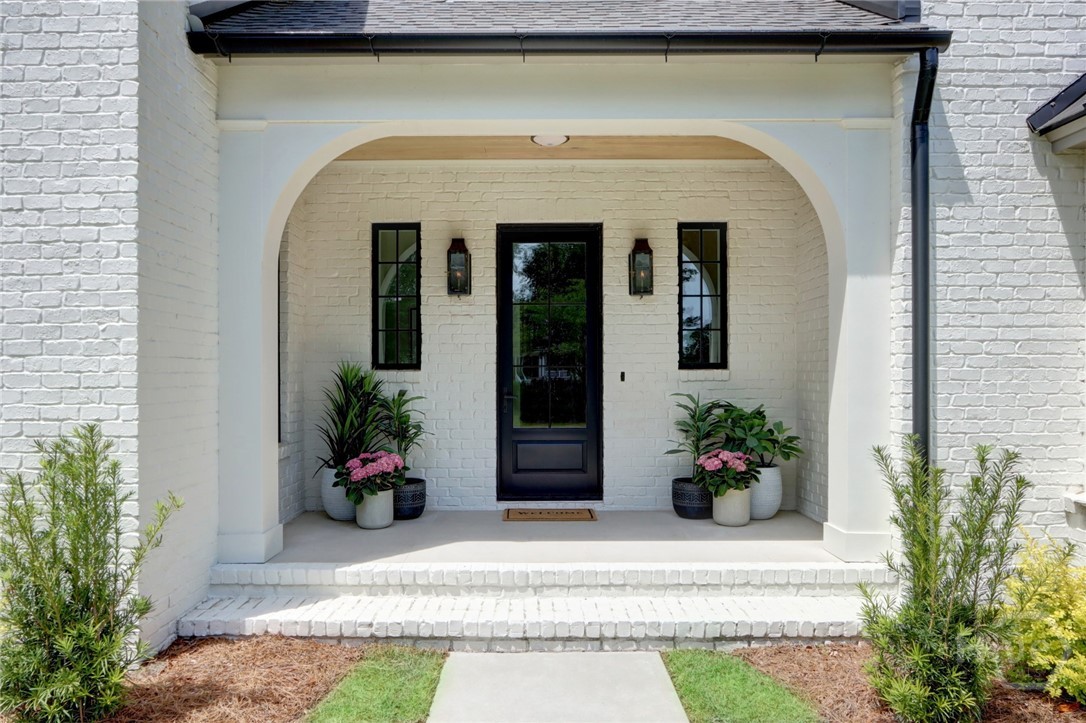 217 John Wesley Way Savannah, GA 31404 - Photo 6 of 49