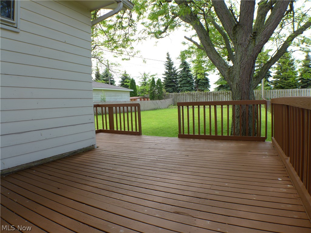 19315 Homeway Road Cleveland, OH 44135 - Photo 28 of 29