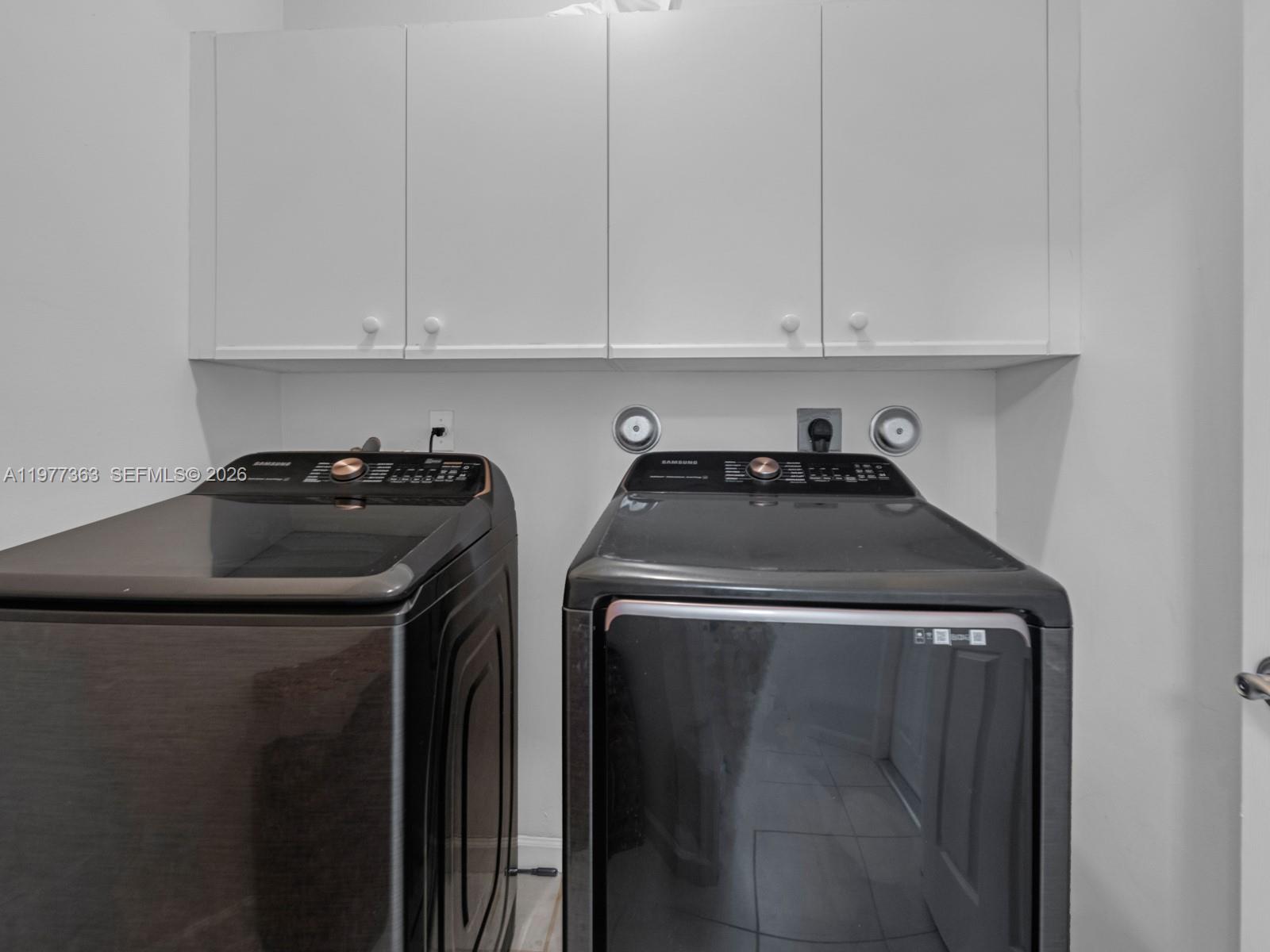 4400 Fox Ridge Drive Weston, FL 33331 - Photo 19 of 43