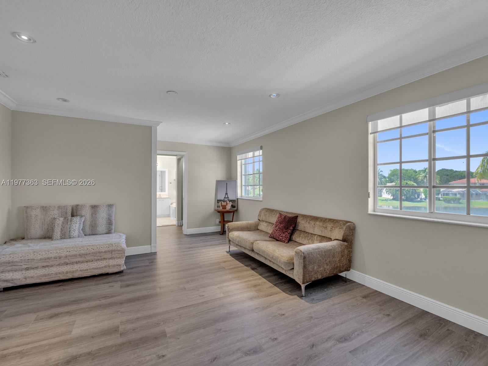 4400 Fox Ridge Drive Weston, FL 33331 - Photo 22 of 43