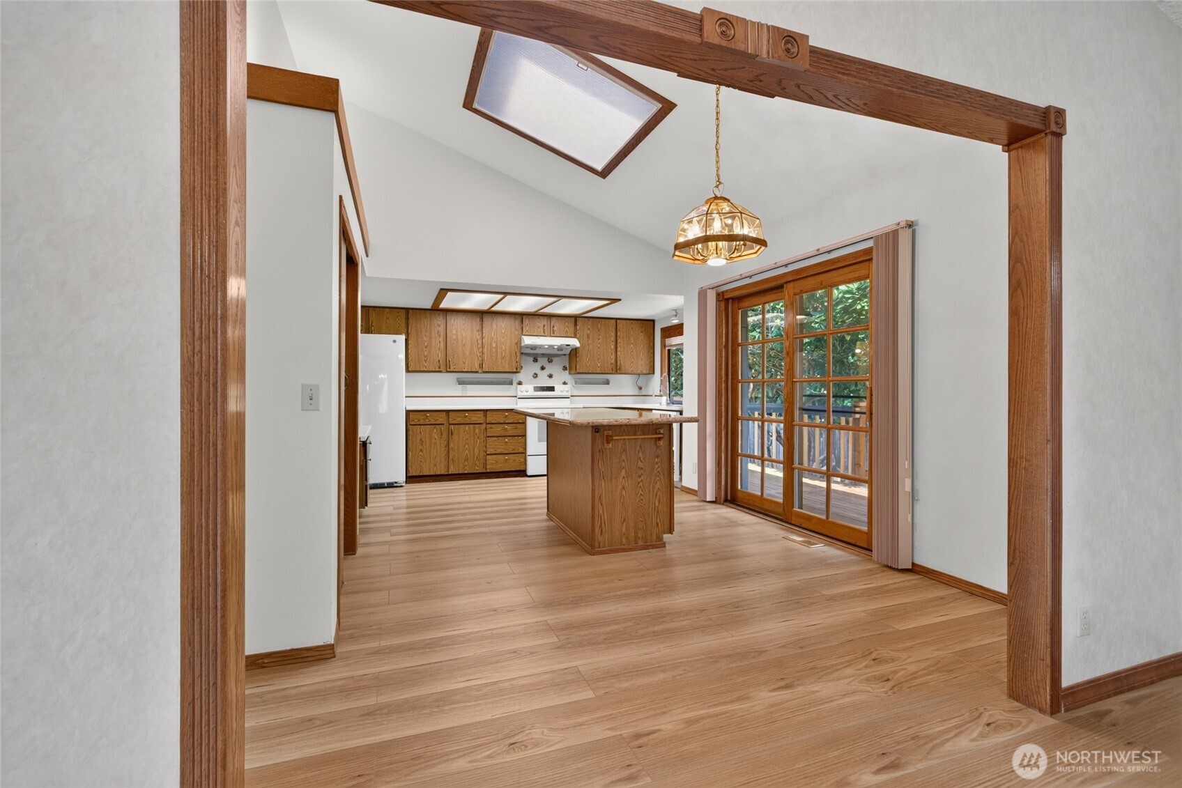 16231 Southeast 178th Street Renton, WA 98058 - Photo 10 of 39 Gallery Image 10