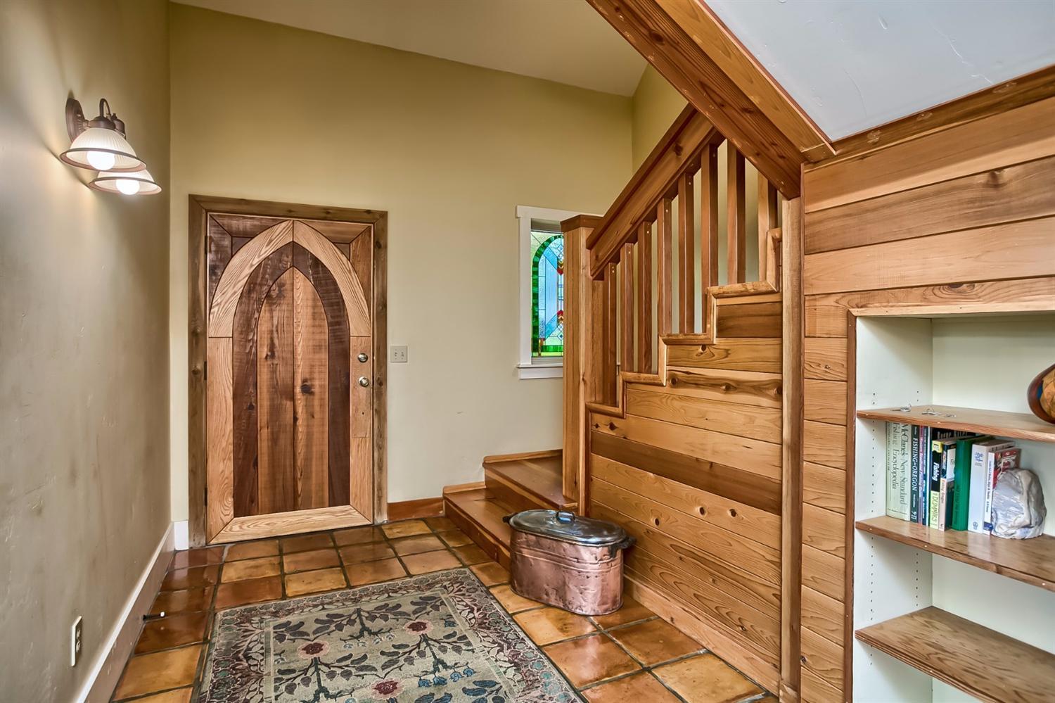 982 Kincaid Road Williams, OR 97544 - Photo 14 of 35 Additional Photo