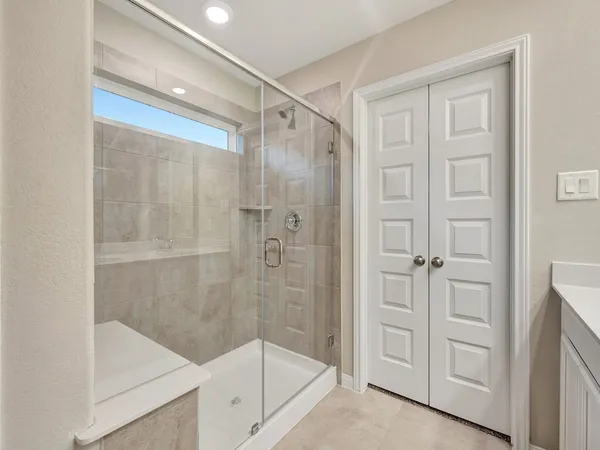 $268,040 | 6638 Lahna Oak Drive, Conroe, TX 77304