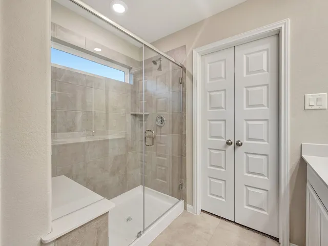 $275,040 | 6638 Lahna Oak Drive, Conroe, TX 77304