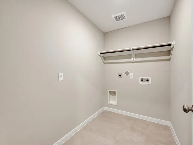 $275,040 | 6638 Lahna Oak Drive, Conroe, TX 77304