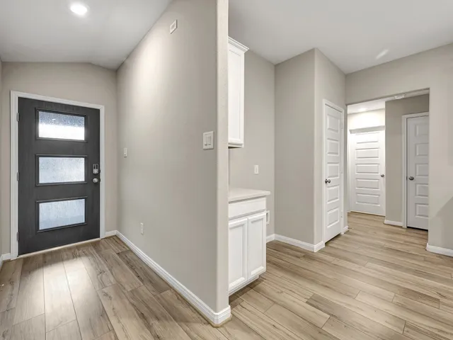 $275,040 | 6638 Lahna Oak Drive, Conroe, TX 77304