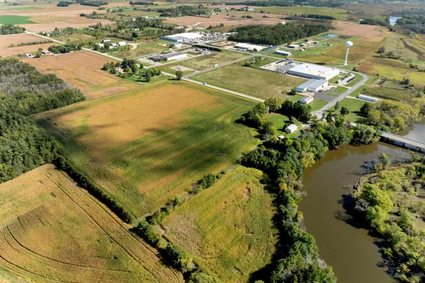 $1,325,000 | 98-acres County Rd XX, Berlin, WI 54923