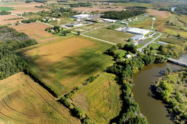 $1,325,000 | 98-acres County Rd XX, Berlin, WI 54923