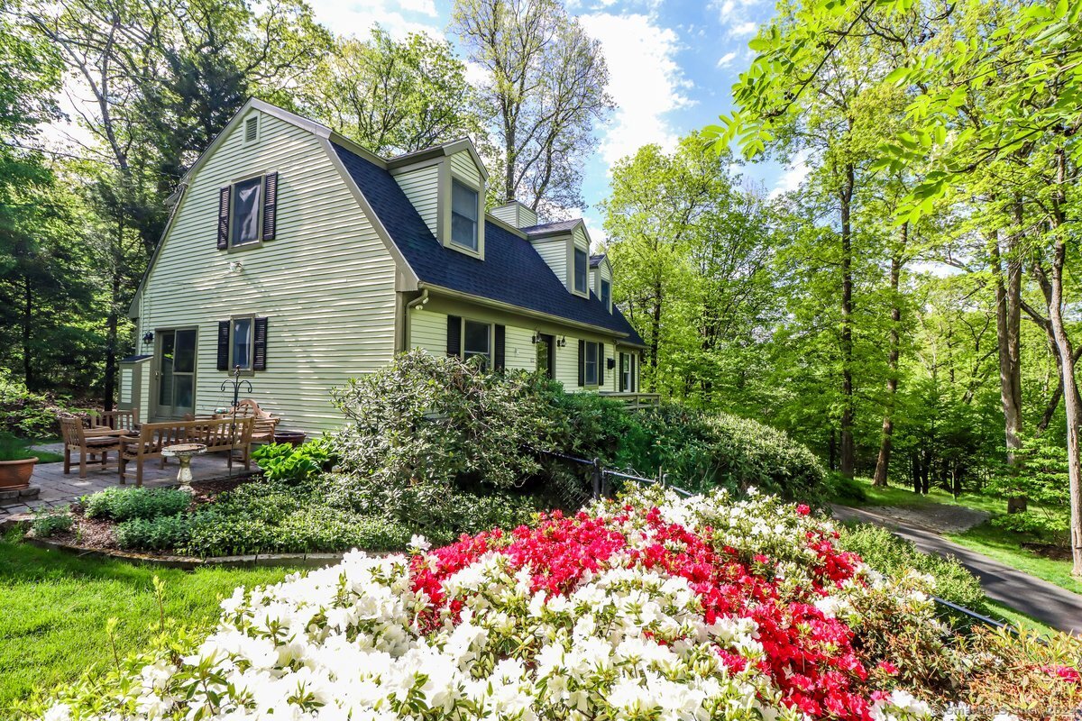 46 Inglenook Road New Fairfield, CT 06812 - Photo 1 of 1 Gallery Image 1