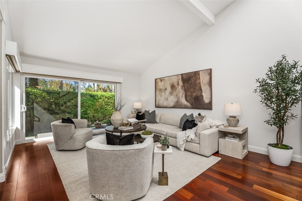 14 Rolling Brook Irvine, CA 92603 - Photo 9 of 37