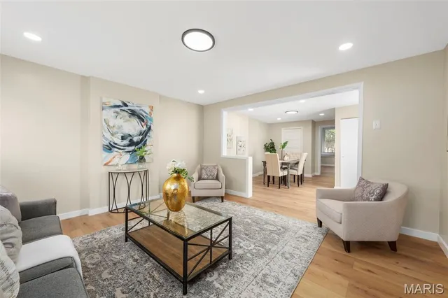 $205,000 | 3736 Oregon Avenue, St. Louis, MO 63118