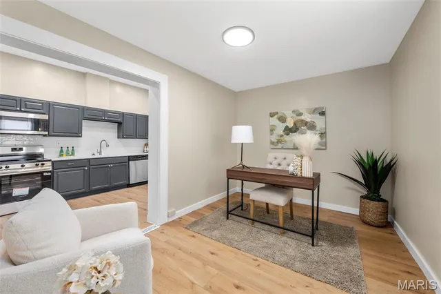 $205,000 | 3736 Oregon Avenue, St. Louis, MO 63118