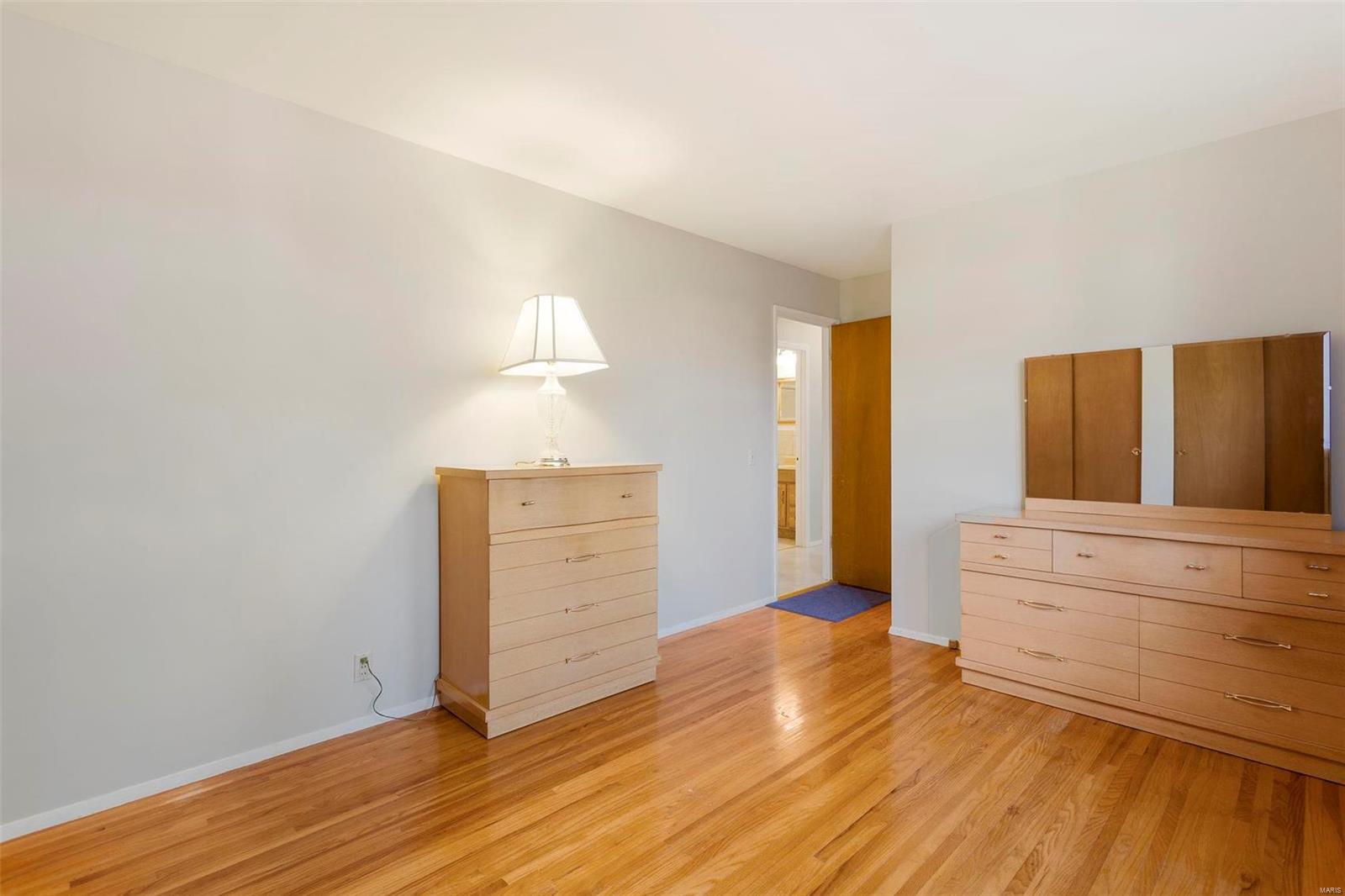 2560 Derhake Road Florissant, MO 63033 - Photo 16 of 31 Gallery Image 16