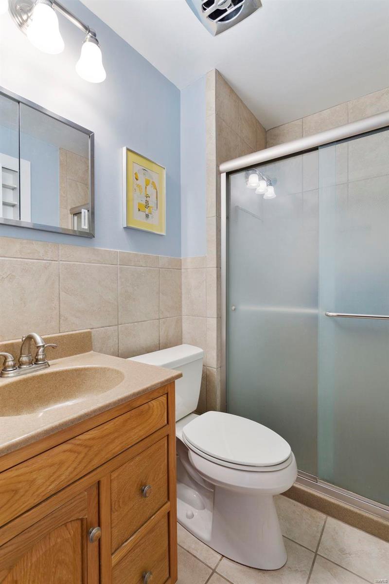 2560 Derhake Road Florissant, MO 63033 - Photo 17 of 31 Gallery Image 17